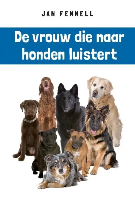 Vrouw die naar honden luistert