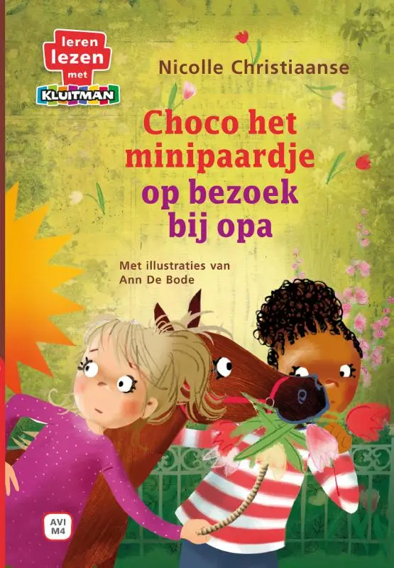 Choco het minipaardje op bezoek bij opa
